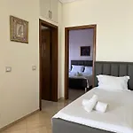Апартаменты Villa Seima - Bright Holiday Apartments With Large Rooftop Terrace & Sea View In Vlore, Quietly Located Влёра
