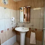 Villa Seima - Bright Holiday Apartments With Large Rooftop Terrace & Sea View In Vlore, Quietly Located * Влёра
