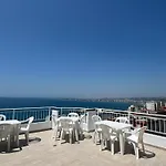 Villa Seima - Bright Holiday Apartments With Large Rooftop Terrace & Sea View In Vlore, Quietly Located Апартаменты *