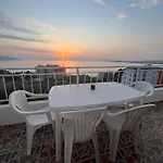 Апартаменты Villa Seima - Bright Holiday Apartments With Large Rooftop Terrace & Sea View In Vlore, Quietly Located Влёра