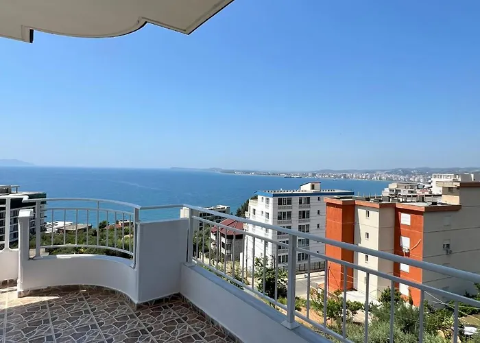 Villa Seima - Bright Holiday Apartments With Large Rooftop Terrace & Sea View In Vlore, Quietly Located Apartment