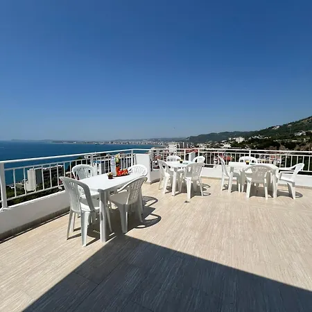Seima - Bright With Large Rooftop Terrace & Sea View In Vlore, Quietly Located