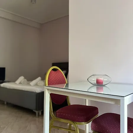 Seima - Bright With Large Rooftop Terrace & Sea View In Vlore, Quietly Located