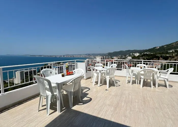 Villa Seima - Bright Holiday Apartments With Large Rooftop Terrace & Sea View In Vlore, Quietly Located