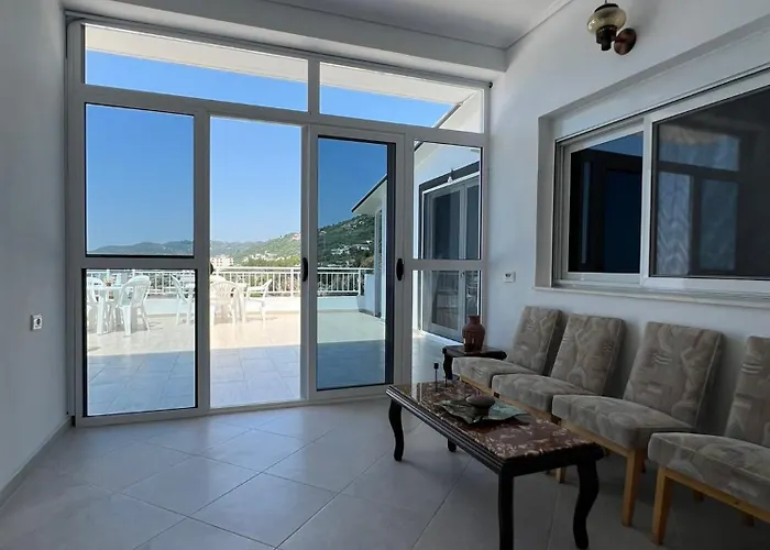 公寓 Villa Seima - Bright Holiday Apartments With Large Rooftop Terrace & Sea View In Vlore, Quietly Located Vlorë