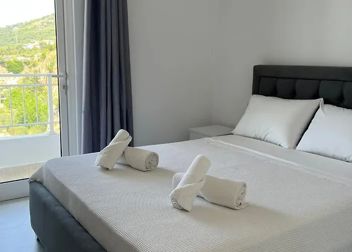 Villa Seima - Bright Holiday Apartments With Large Rooftop Terrace & Sea View In Vlore, Quietly Located Vlorë